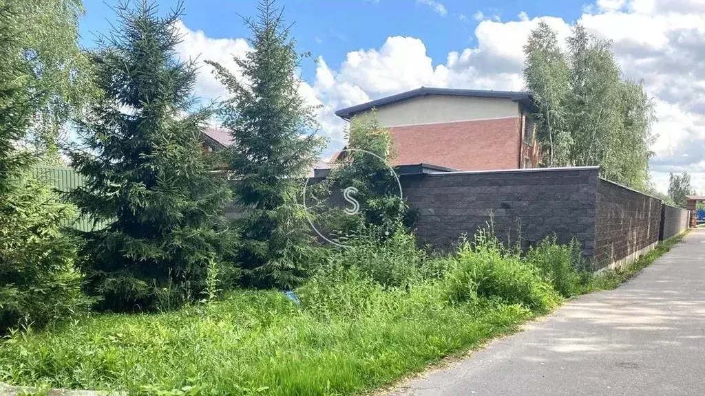 Дом в Московская область, Красногорск городской округ, с. ... - Фото 1