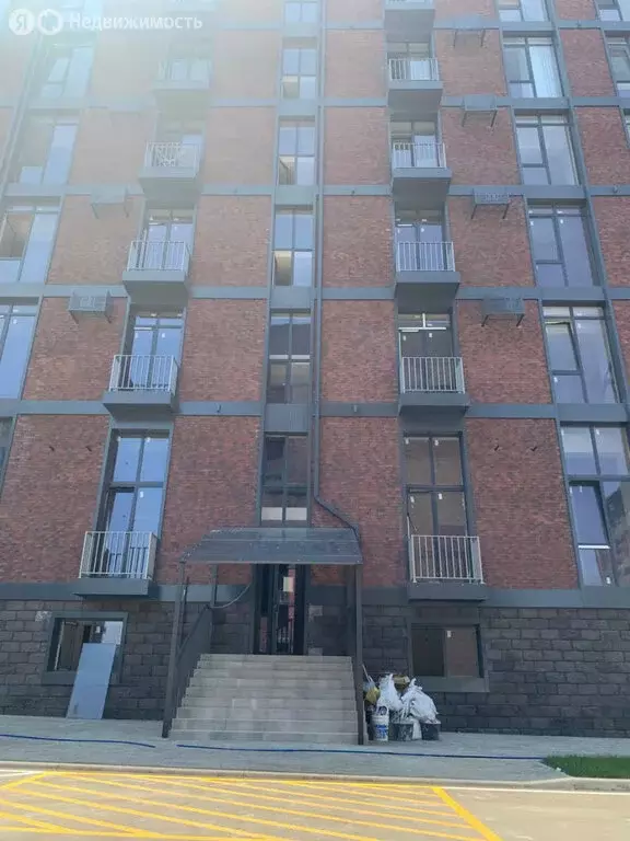 3-комнатная квартира: Нальчик, улица Тарчокова, 125 (71 м) - Фото 1
