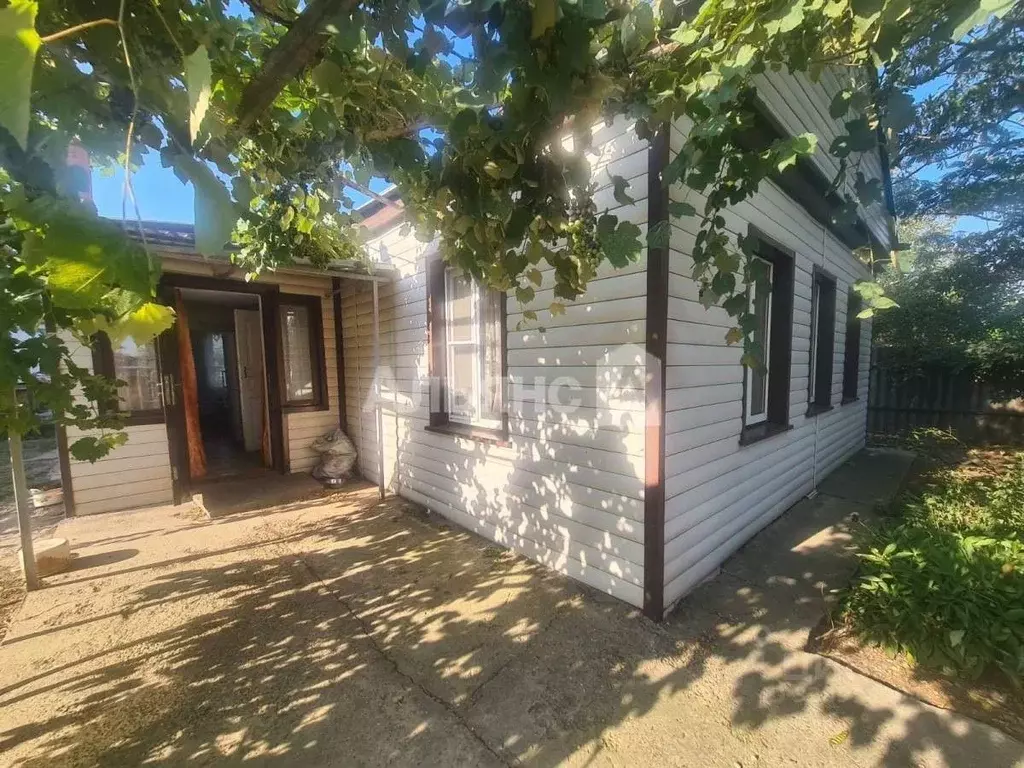 Дом в Краснодарский край, Усть-Лабинский район, Некрасовское с/пос, ... - Фото 1