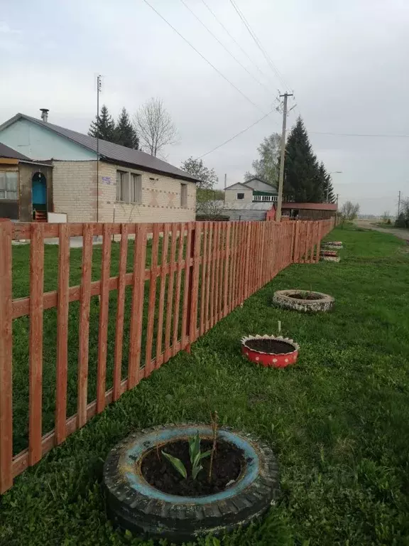 Дом в Воронежская область, Верхнехавский район, с. Большая Приваловка  ... - Фото 1
