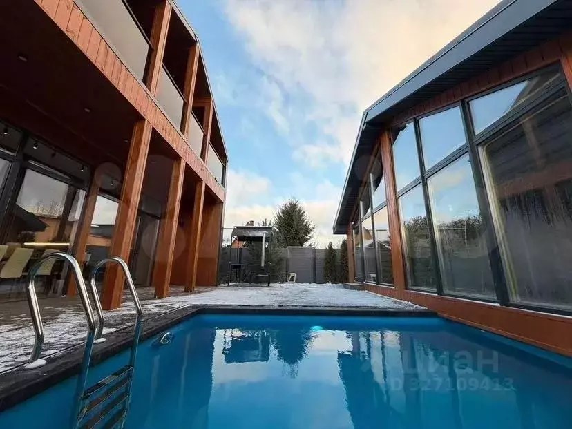 Дом в Московская область, Одинцовский городской округ, д. Ликино 75Б ... - Фото 2