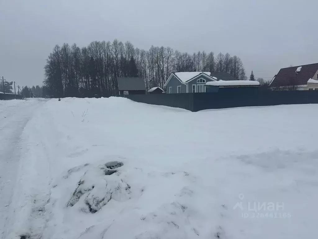 Участок в Московская область, Рузский муниципальный округ, д. Землино  ... - Фото 1