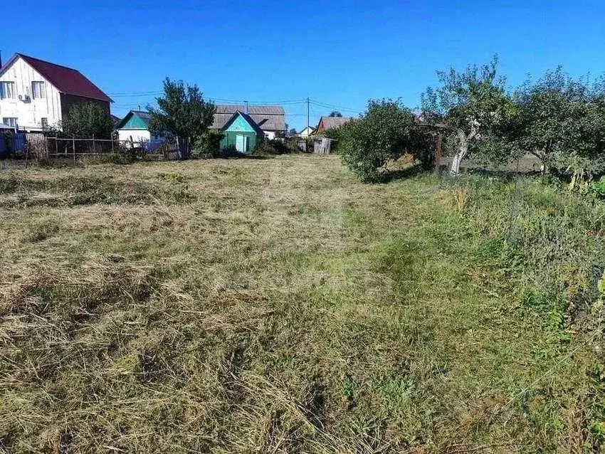 Участок в Воронежская область, с. Новая Усмань ул. Советская, 329 ... - Фото 0