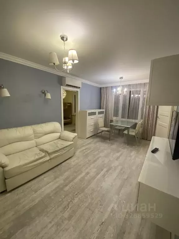 3-к кв. Москва ул. Архитектора Власова, 45 (50.2 м) - Фото 1