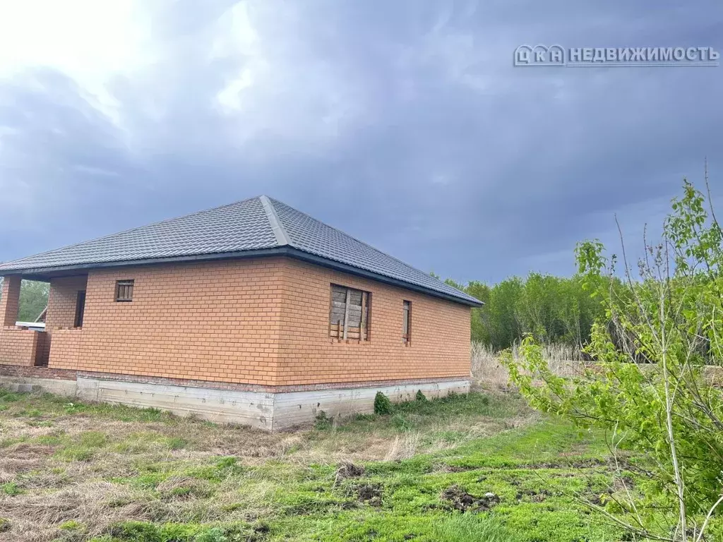 Дом в Оренбургская область, Оренбургский район, Красноуральский ... - Фото 1