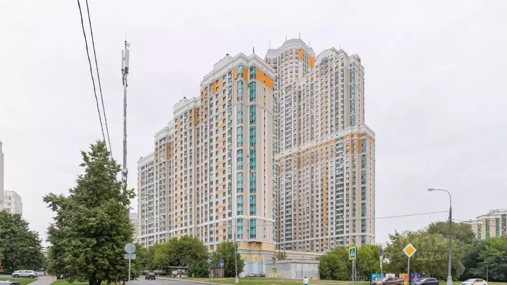 Помещение свободного назначения в Москва Михневская ул., 8 (584 м) - Фото 1