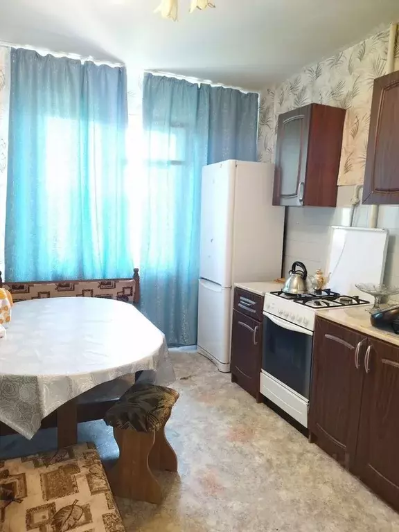 2-к кв. Волгоградская область, Волгоград ул. 51-й Гвардейской Дивизии, ... - Фото 0