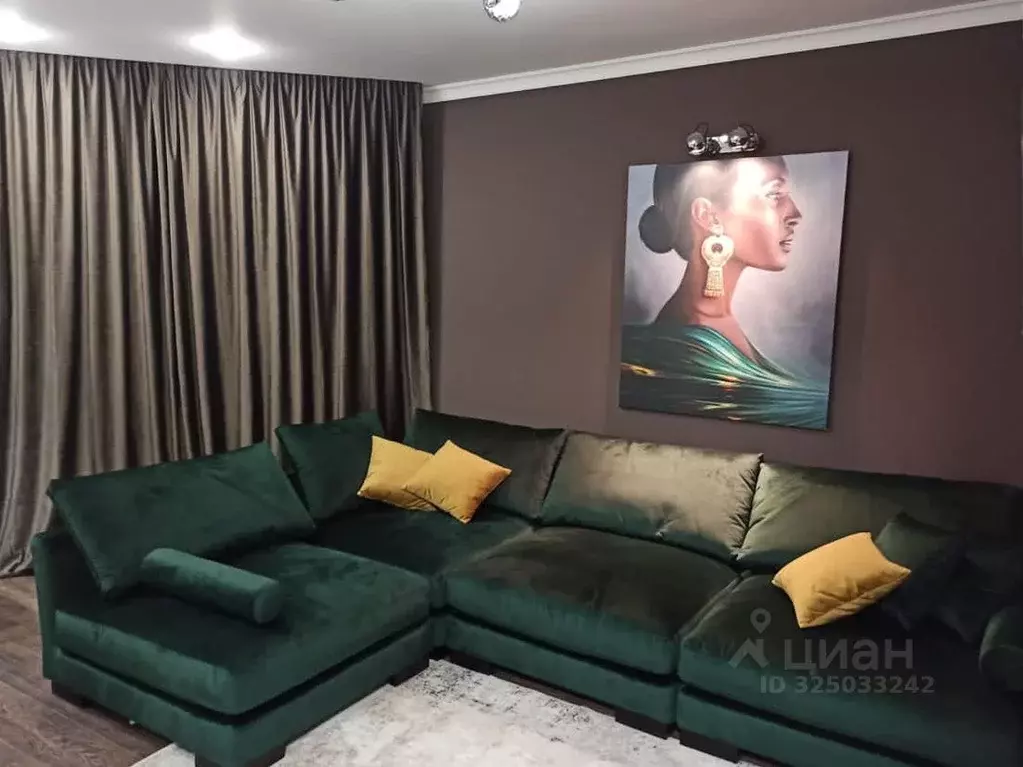 2-к кв. Москва Сосенское поселение, ул. Николо-Хованская, 16 (71.2 м) - Фото 0