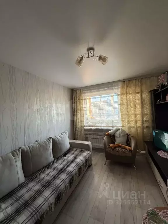 1-к кв. Свердловская область, Артемовский муниципальный округ, пос. ... - Фото 1