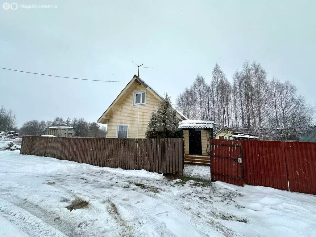 Дом в Вологодская область, Сокольский муниципальный округ, деревня ... - Фото 1