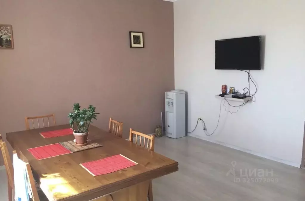 Таунхаус в Волгоградская область, Волгоград пос. Верхняя Ельшанка, ул. ... - Фото 2