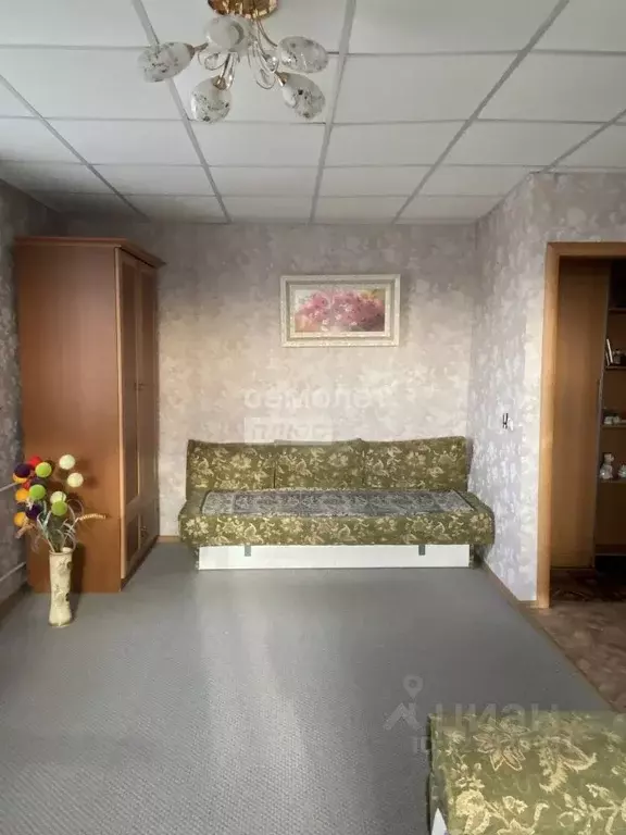 1-к кв. Свердловская область, Екатеринбург ул. Кварцевая, 8 (30.1 м) - Фото 2