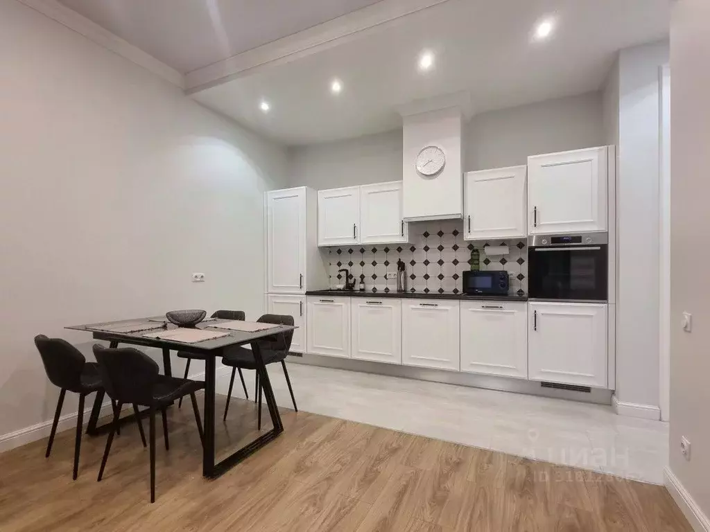 3-к кв. Москва Мантулинская ул., 9к2 (70.0 м) - Фото 1