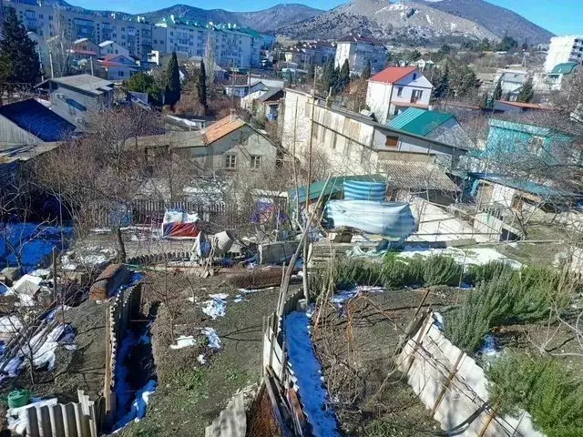 Участок в Крым, Судак ул. Спендиарова, 7А (4.0 сот.) - Фото 1