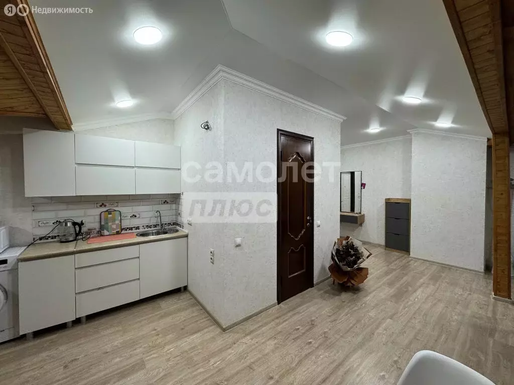 Квартира-студия: Каспийск, Каспийское шоссе, 26 (60 м) - Фото 2