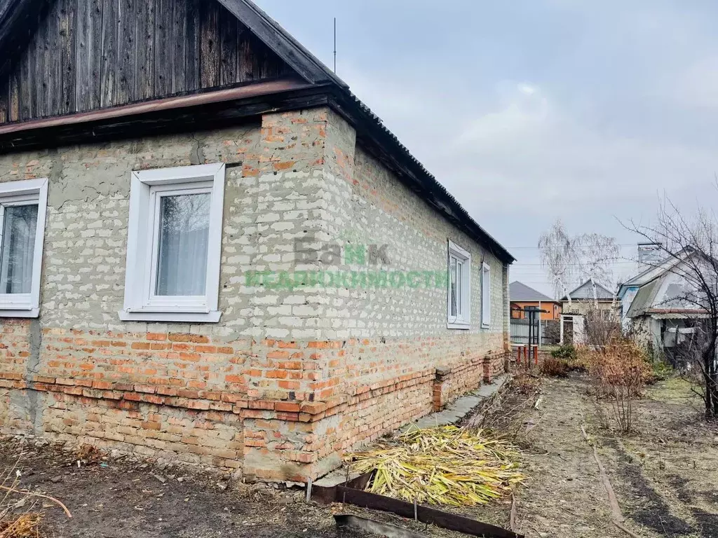 Дом в Саратовская область, Вольск Народная ул., 135 (58 м) - Фото 0
