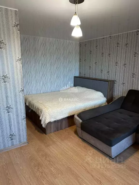1-к кв. Крым, Керчь ул. Лейтенанта Бувина, 6 (30.0 м) - Фото 0