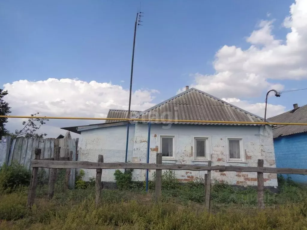 Дом в Белгородская область, Волоконовский район, с. Волчья ... - Фото 1