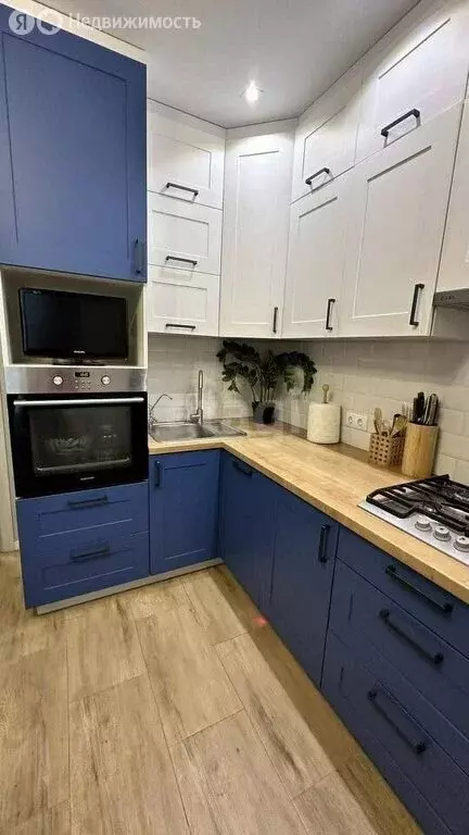 3-комнатная квартира: Калининград, Елизаветинская улица, 5 (81.8 м) - Фото 1