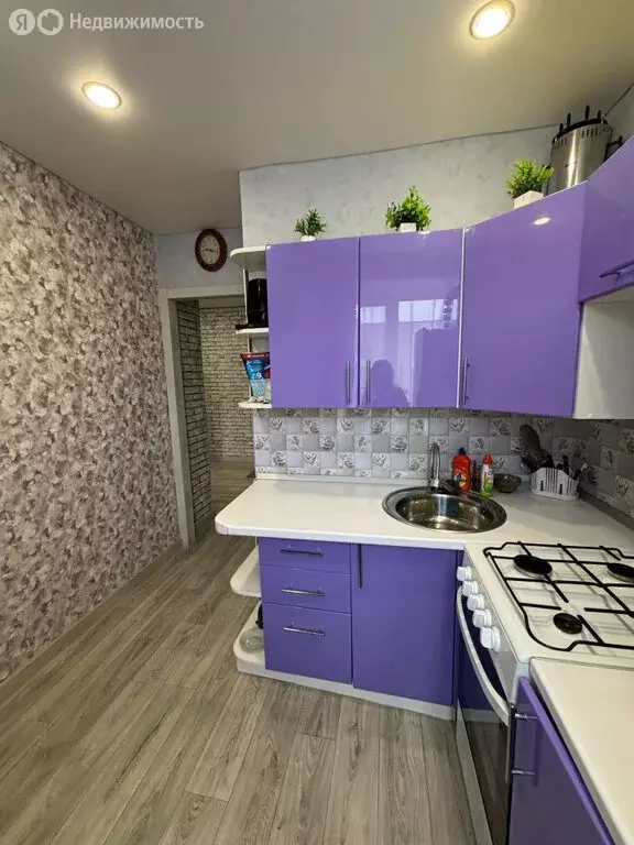 2-комнатная квартира: Челябинская область, Еманжелинский муниципальный ... - Фото 1