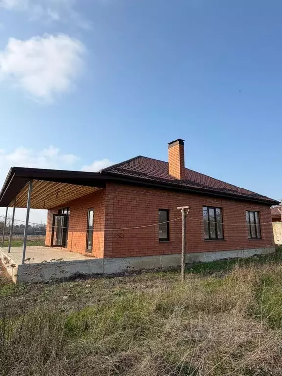 Дом в Краснодарский край, Тимашевский район, Дербентское с/пос, ... - Фото 1