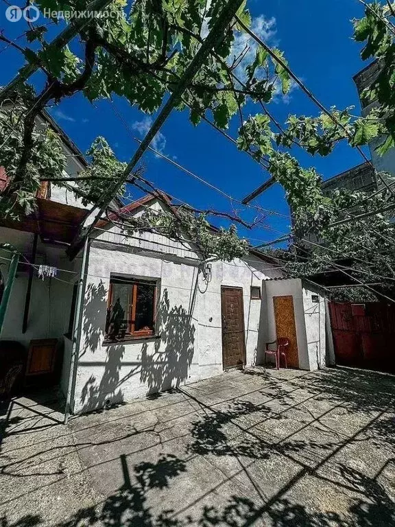 Дом в Феодосия, Сельская улица (135 м) - Фото 2