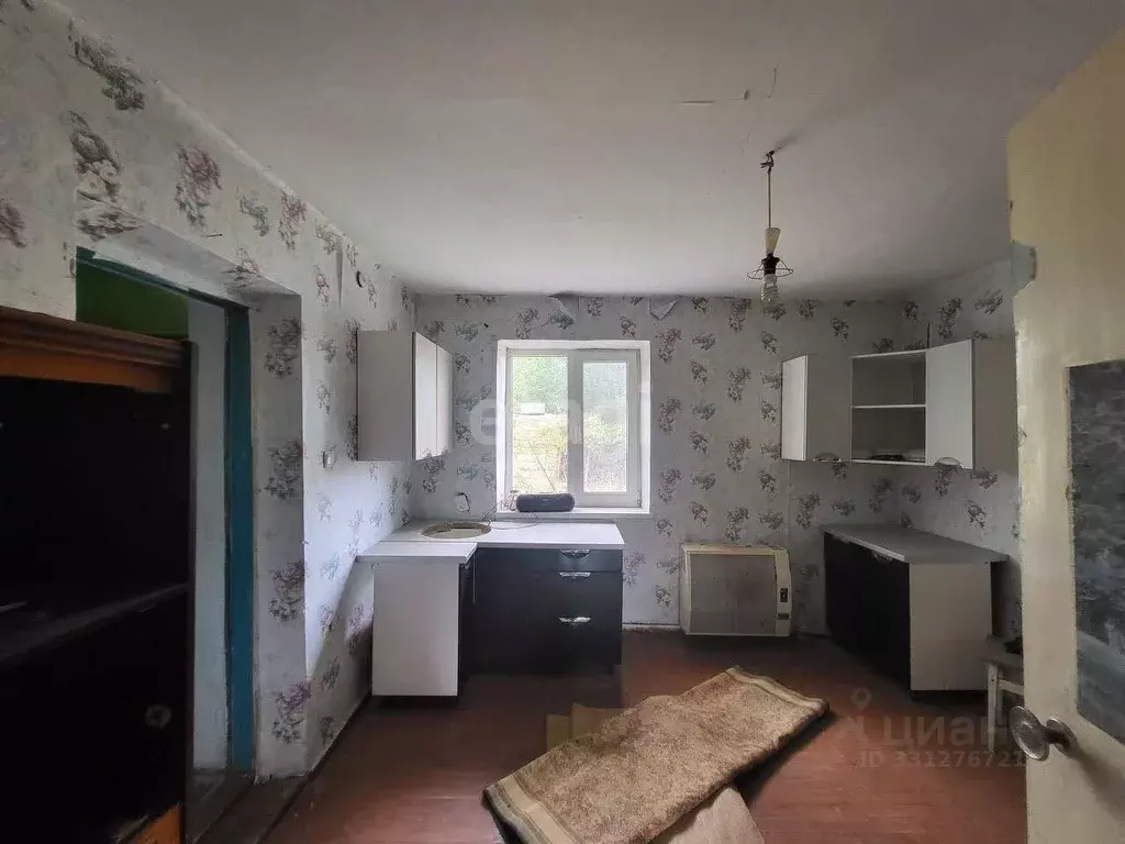Дом в Крым, Сакский район, с. Суворовское ул. Фестивальная, 43 (70 м) - Фото 1