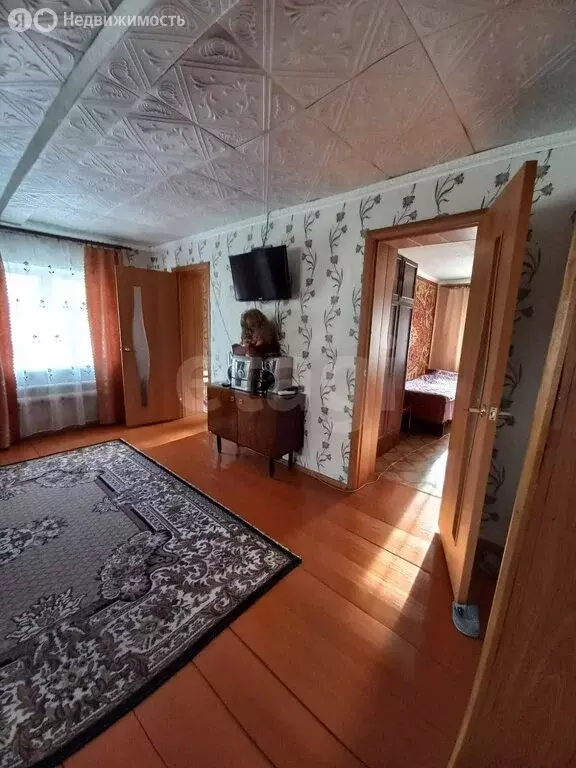 Дом в село Левжа, улица Тарханка (100 м) - Фото 1