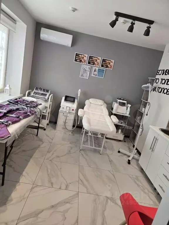 Помещение свободного назначения в Саратовская область, Энгельс ул. ... - Фото 1