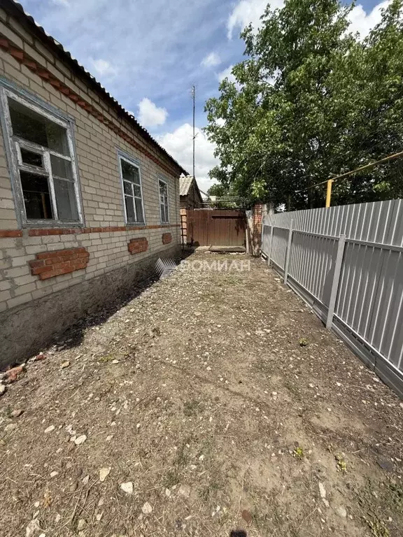 Дом в Ростовская область, Октябрьский район, Красюковская сл. ... - Фото 1