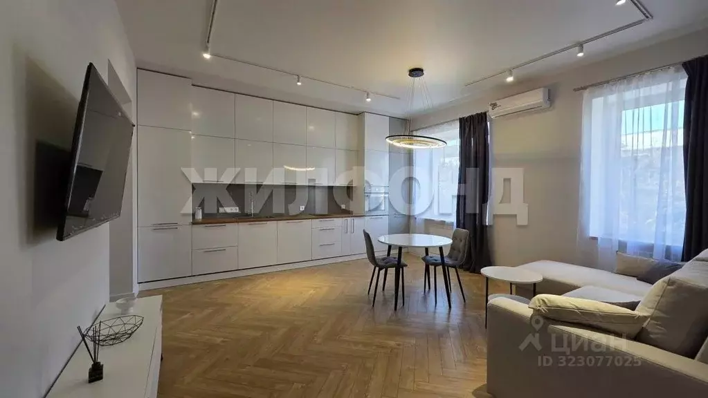 1-к кв. Новосибирская область, Новосибирск Советская ул., 55 (68.0 м) - Фото 1