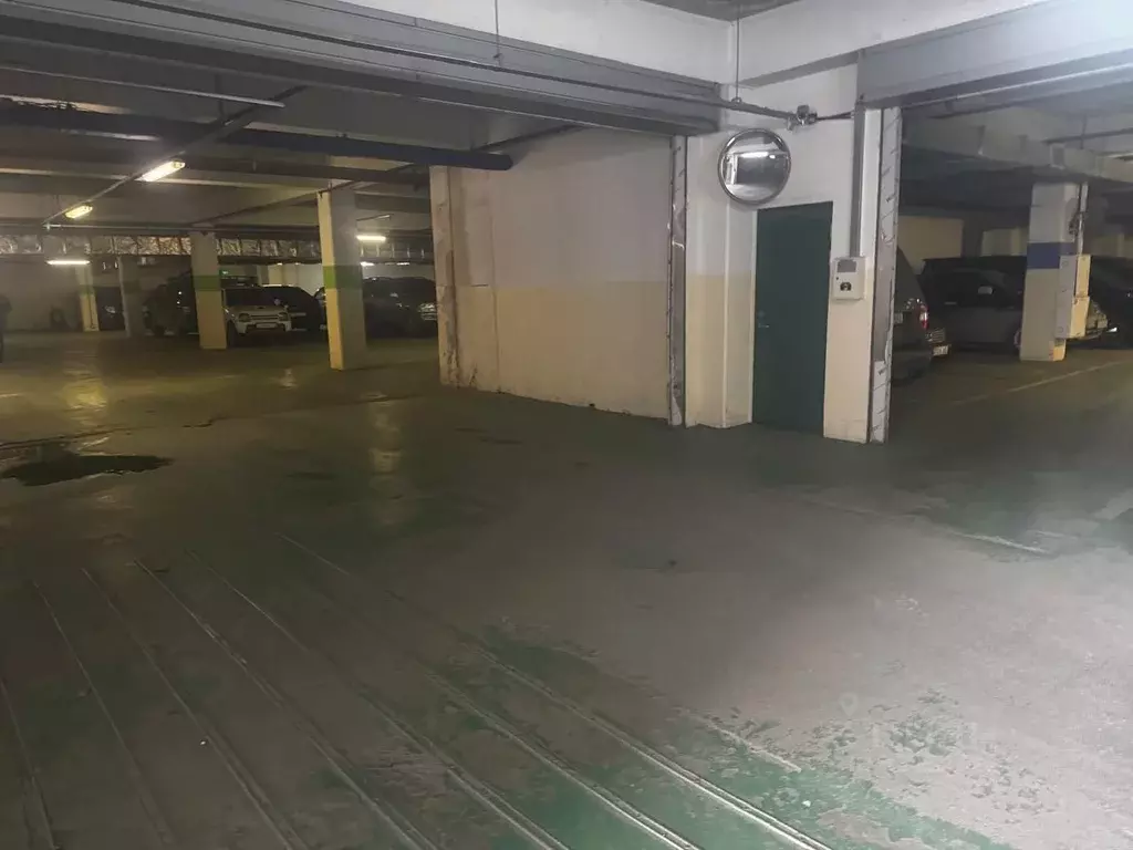 Гараж в Сахалинская область, Южно-Сахалинск 11-й мкр, Грин Палас жилой ... - Фото 2