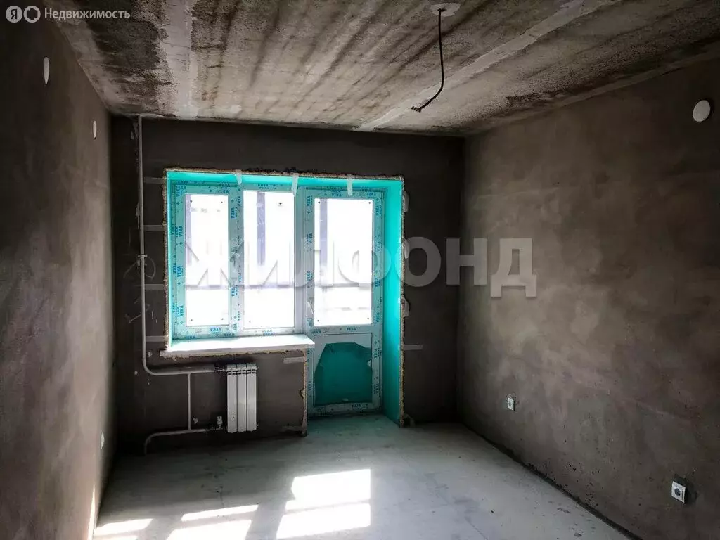 3-комнатная квартира: Абакан, улица Кирова, 175 (77.2 м) - Фото 1