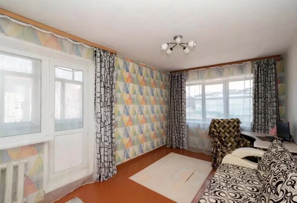 3-к кв. Иркутская область, Иркутск Первомайский мкр, 39 (61.6 м) - Фото 1