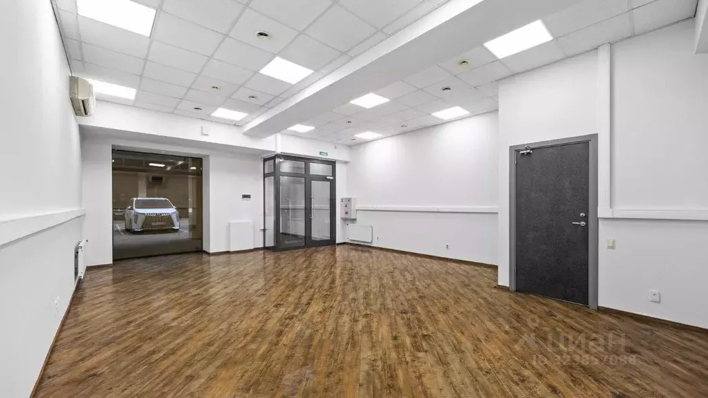 Офис в Санкт-Петербург 7-я Васильевского острова линия, 76 (53 м) - Фото 1