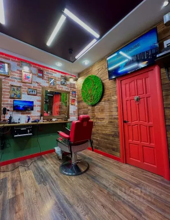 Торговая площадь в Крым, Евпатория просп. Победы, 4 (45 м) - Фото 1