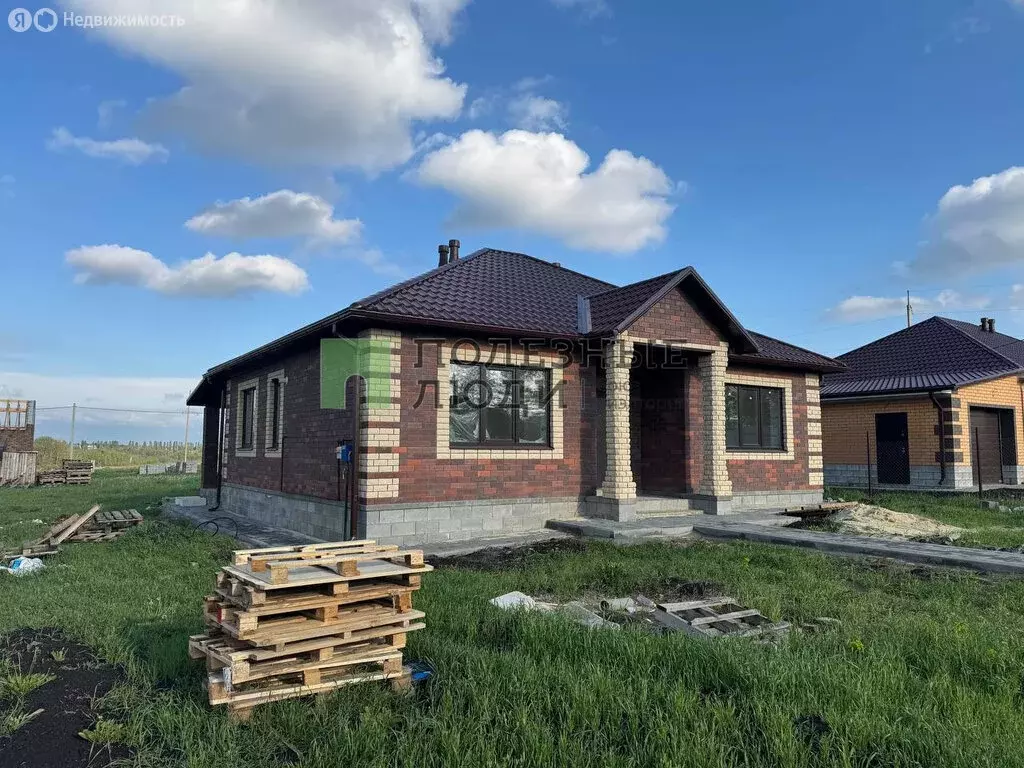Дом в село Севрюково, Спортивная улица, 37 (110 м) - Фото 0