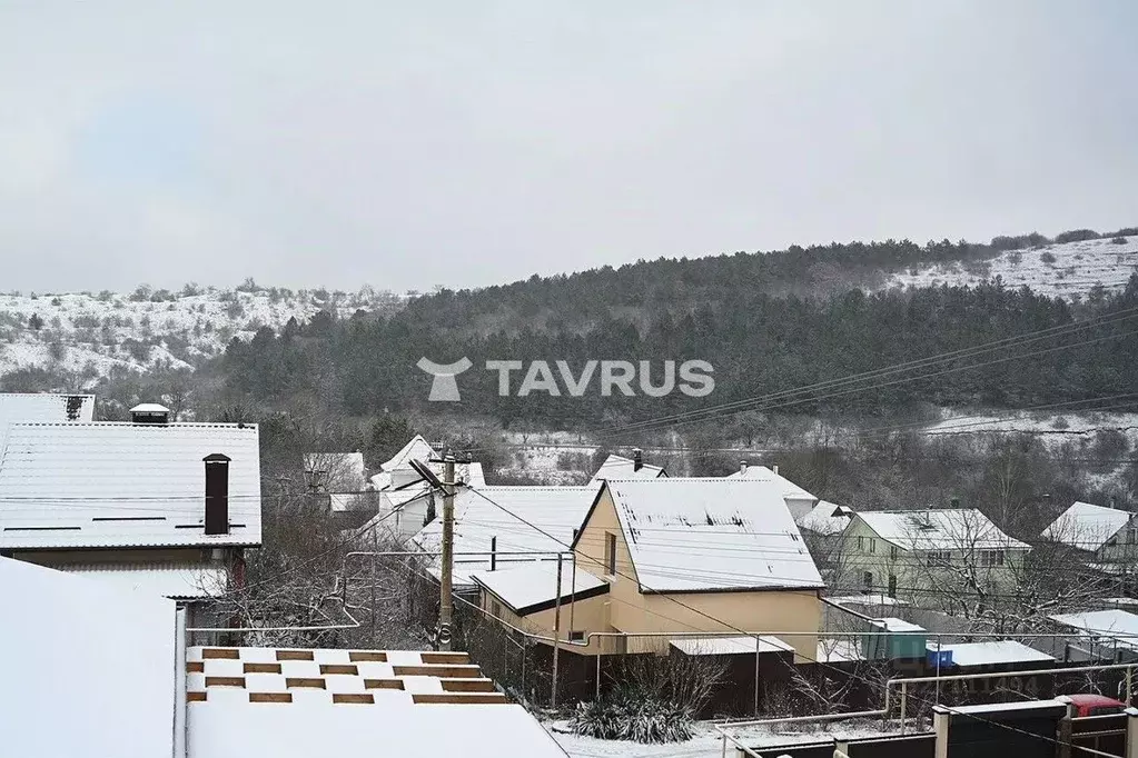 Дом в Крым, Симферопольский район, Чистенское с/пос, с. Фонтаны, ... - Фото 1