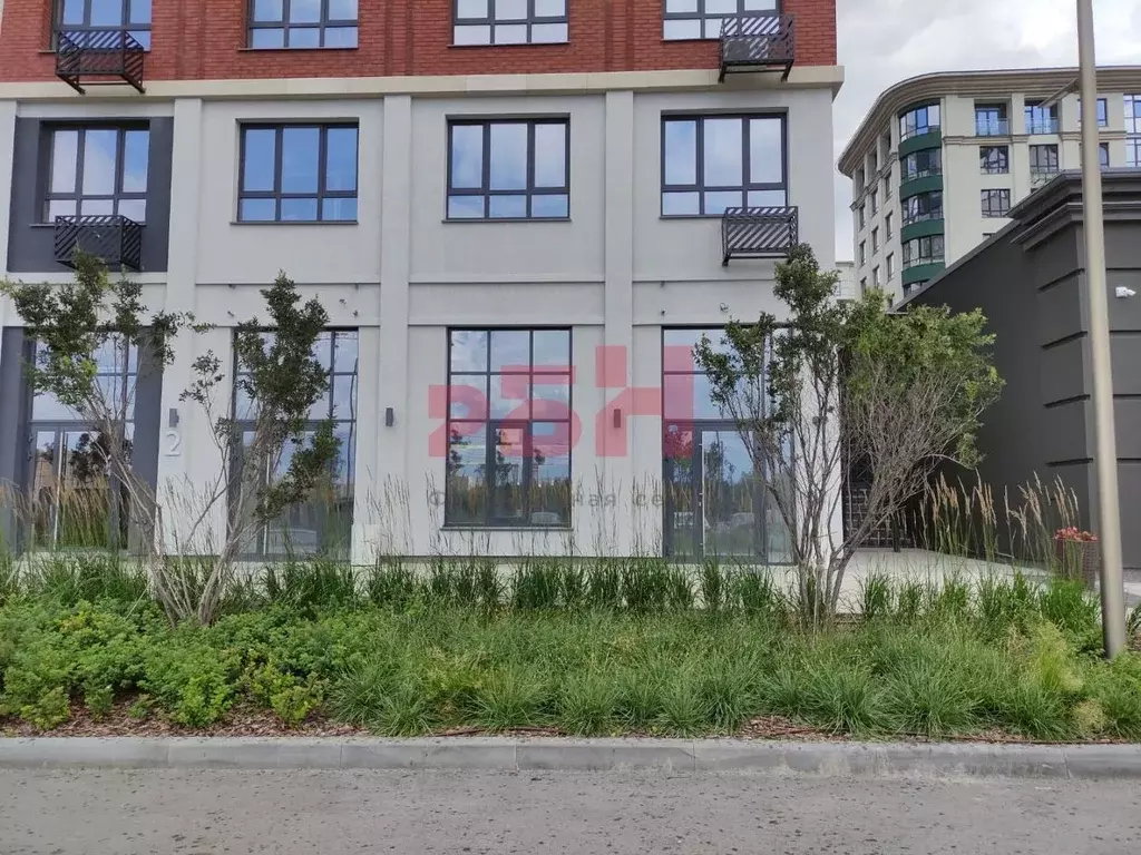 Торговая площадь в Тюменская область, Тюмень ул. Пожарных и ... - Фото 2