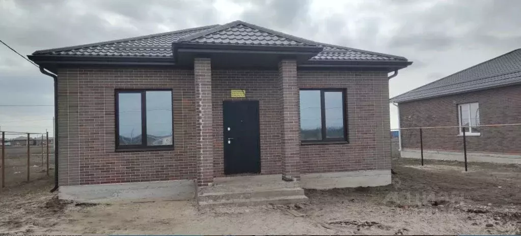 Дом в Ростовская область, Мясниковский район, с. Большие Салы ул. 3-я ... - Фото 1