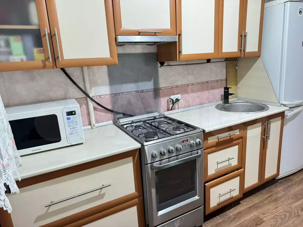 2-к. квартира, 48 м, 2/9 эт. - Фото 1