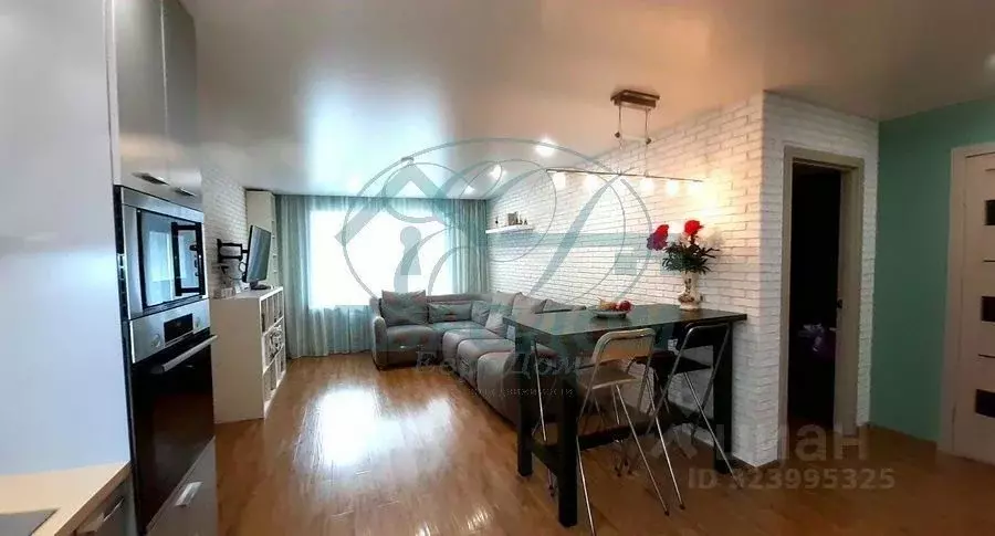 4-к кв. Новосибирская область, Новосибирск ул. Марии Ульяновой, 8 ... - Фото 2