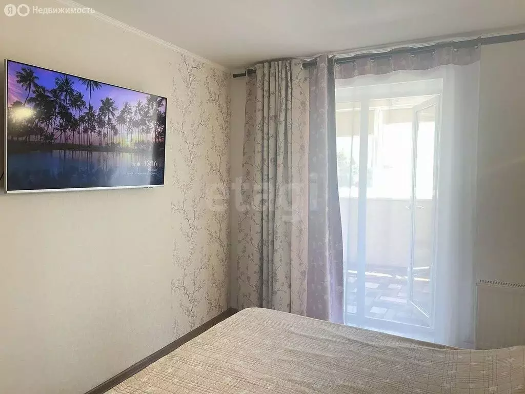 3-комнатная квартира: Алушта, Юбилейная улица, 38 (81.1 м) - Фото 1