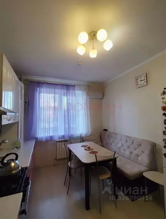 1-к кв. Ростовская область, Аксай ул. Фрунзе, 1/10 (39.8 м) - Фото 1