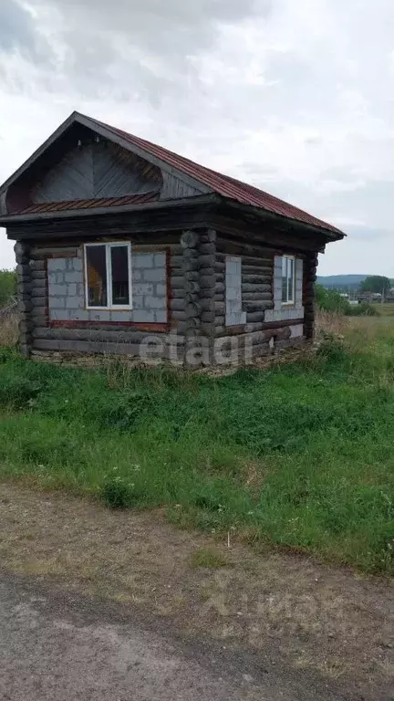 Дом в Свердловская область, Артинский муниципальный округ, д. Малые ... - Фото 1
