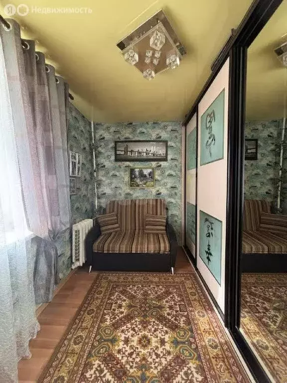 4-комнатная квартира: Можга, улица Азина, 22 (60 м) - Фото 0