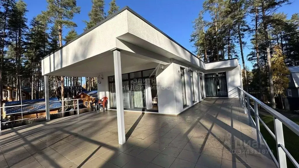 Дом в Санкт-Петербург пос. Песочный, Ленинградская ул., 70к2 (250 м) - Фото 1