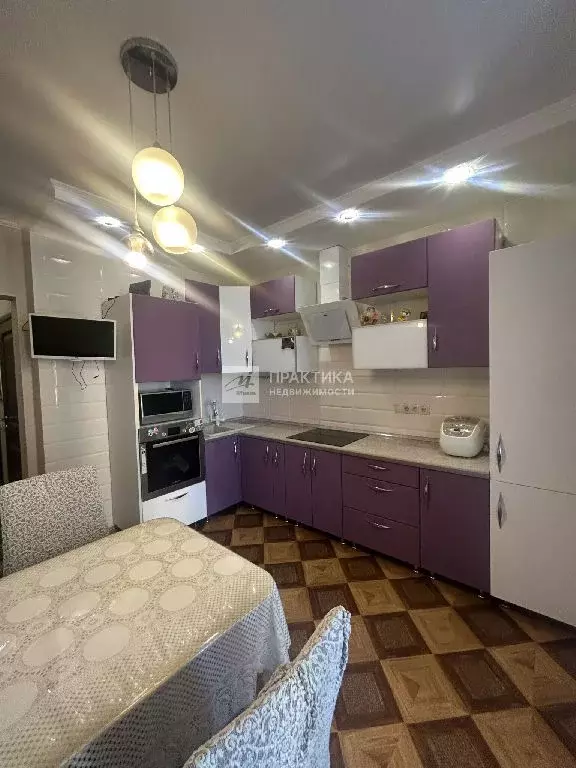 Продается 2-комнатная квартира - Фото 1