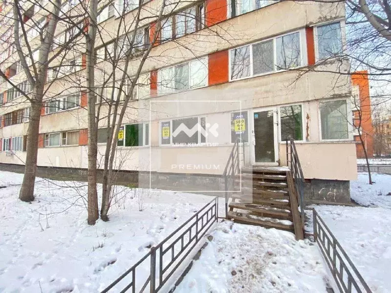Помещение свободного назначения в Санкт-Петербург Наличная ул., 49 (72 ... - Фото 1