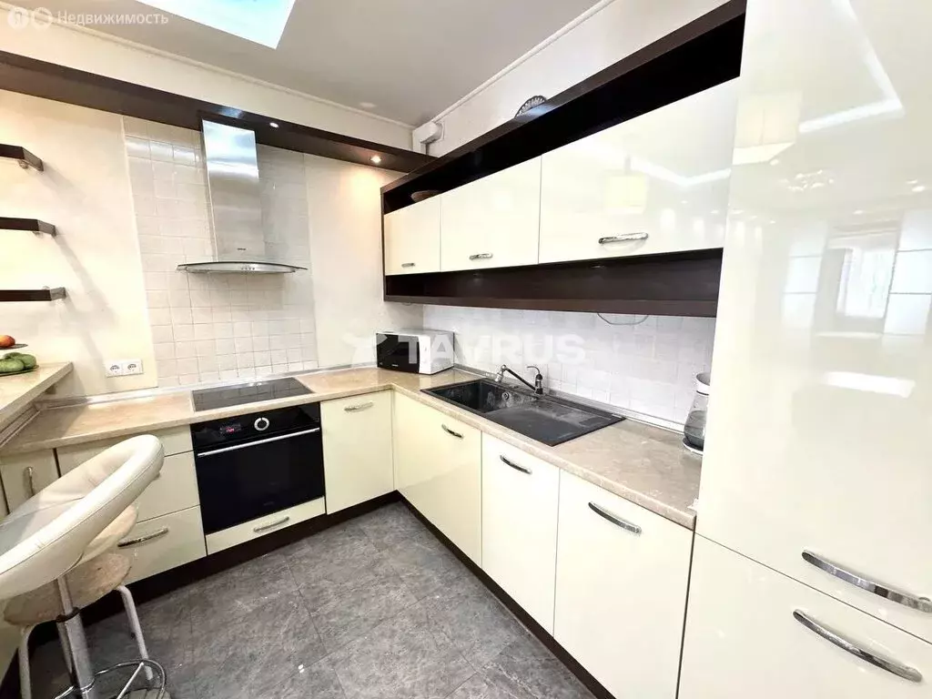 2-комнатная квартира: Симферополь, Ростовская улица, 19А (59.1 м) - Фото 1